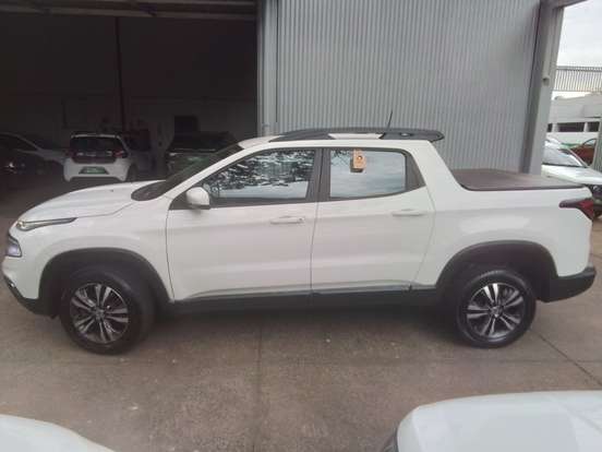FIAT-TORO-2023