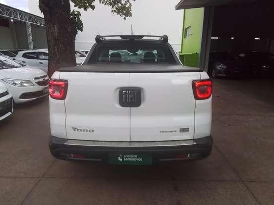 FIAT-TORO-1.3 TURBO 270 FLEX FREEDOM AT6 FIAT-TORO-2023