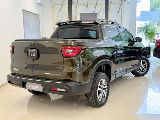 FIAT-TORO-1.8 16V EVO FLEX FREEDOM AT6 FIAT-TORO-2017