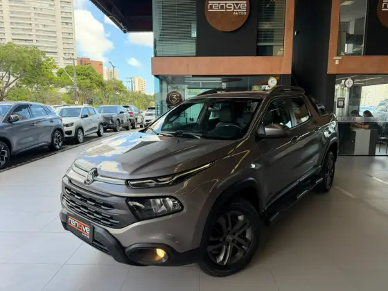 FIAT TORO 2.0 16V TURBO DIESEL FREEDOM 4WD AT9