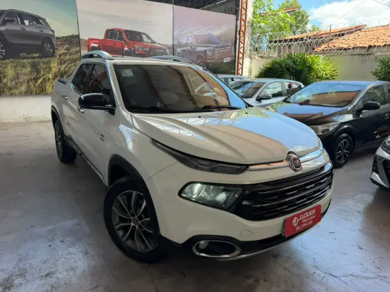 FIAT TORO 2.0 16V TURBO DIESEL VOLCANO 4WD AT9