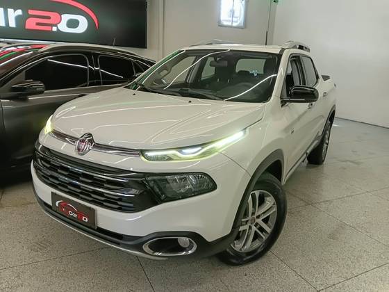 FIAT TORO 2.0 16V TURBO DIESEL VOLCANO 4WD AT9