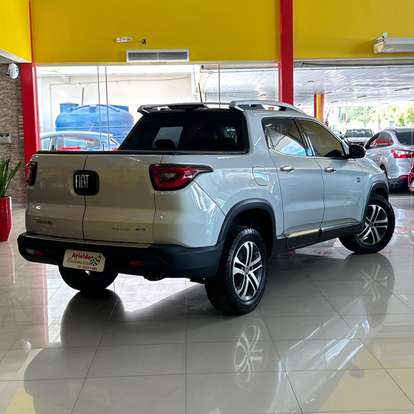FIAT-TORO-2016
