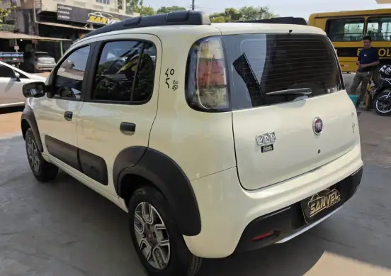 FIAT-UNO-2015