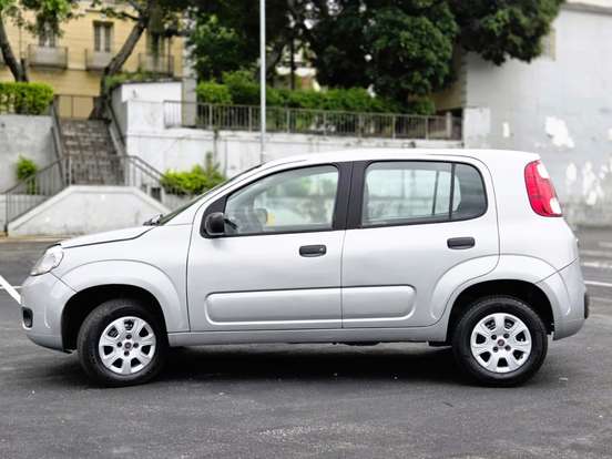 FIAT-UNO-1.0 EVO VIVACE 8V FLEX 4P MANUAL FIAT-UNO-2015