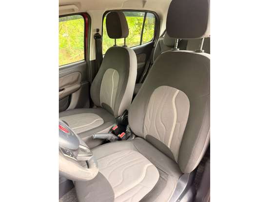 FIAT-UNO-2015