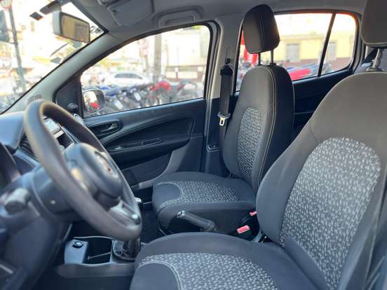 FIAT-UNO-1.0 FIRE FLEX ATTRACTIVE MANUAL FIAT-UNO-2021
