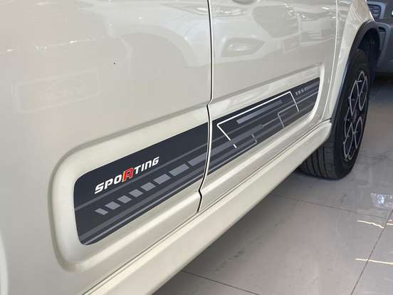 FIAT-UNO-1.4 EVO SPORTING 8V FLEX 4P AUTOMATIZADO FIAT-UNO-2016