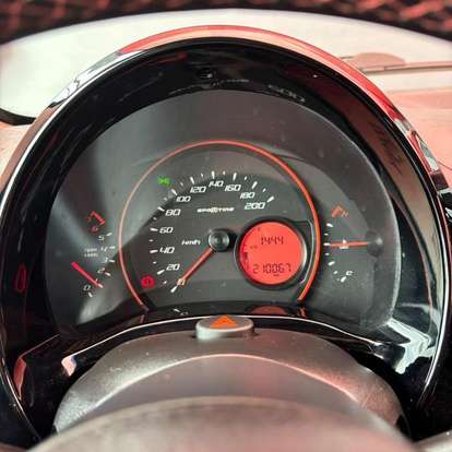FIAT-UNO-2011