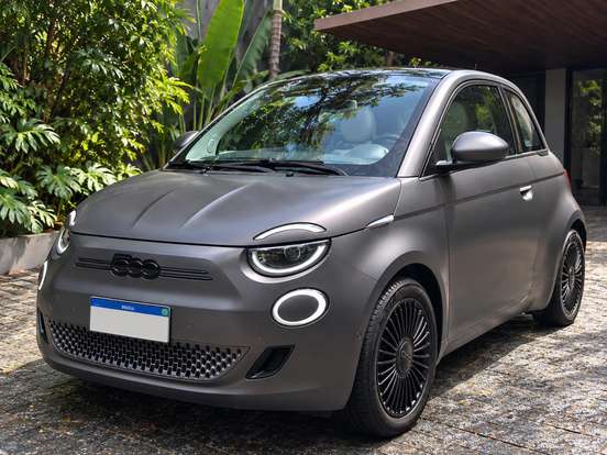 FIAT-500e-2021