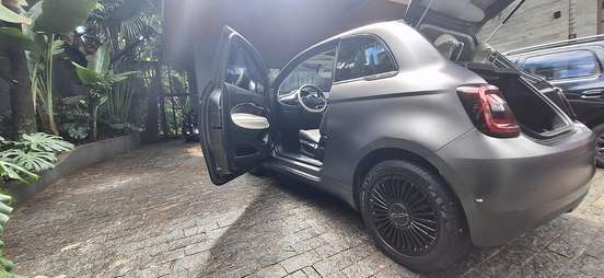 FIAT-500e-2021