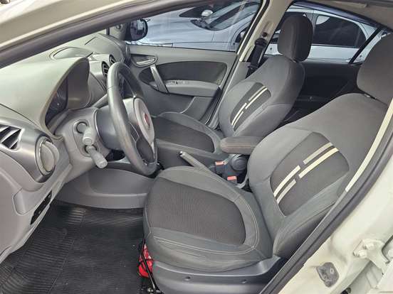FIAT-PALIO-1.6 MPI ESSENCE 16V FLEX 4P AUTOMATIZADO FIAT-PALIO-2012