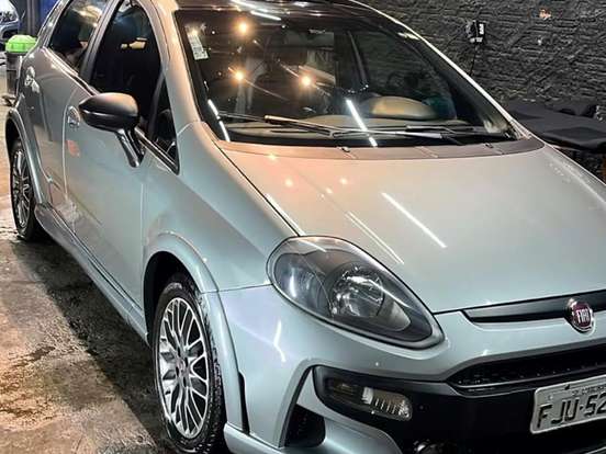 FIAT-PUNTO-1.8 SPORTING 16V FLEX 4P AUTOMATIZADO FIAT-PUNTO-2014