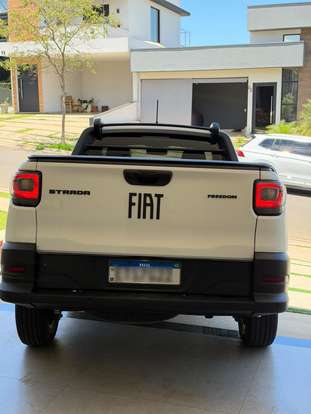 FIAT-STRADA-2024