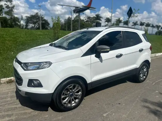 FORD-ECOSPORT-2016