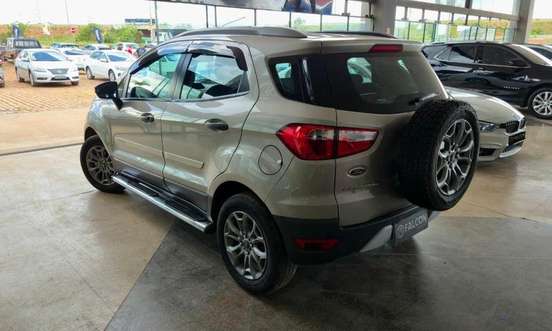 FORD-ECOSPORT-2013