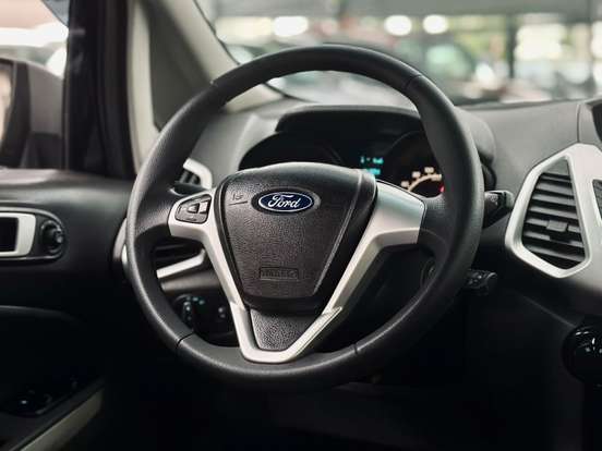 FORD-ECOSPORT-2013