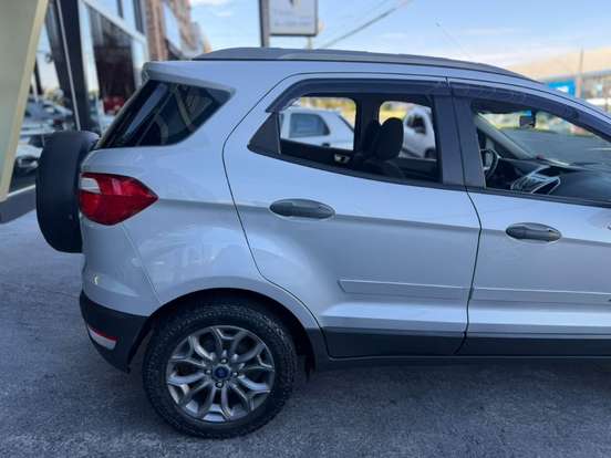 FORD-ECOSPORT-2013