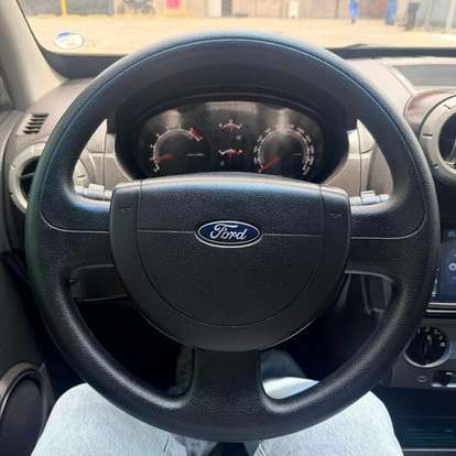 FORD-ECOSPORT-2010