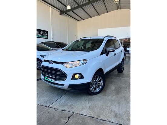 FORD-ECOSPORT-2015
