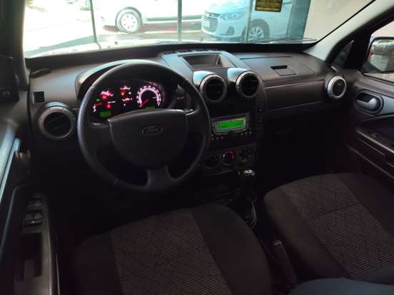 FORD-ECOSPORT-2012