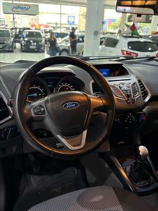 FORD-ECOSPORT-2012