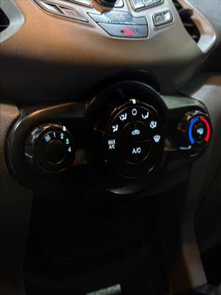 FORD-ECOSPORT-2012