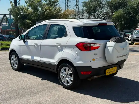 FORD-ECOSPORT-2015