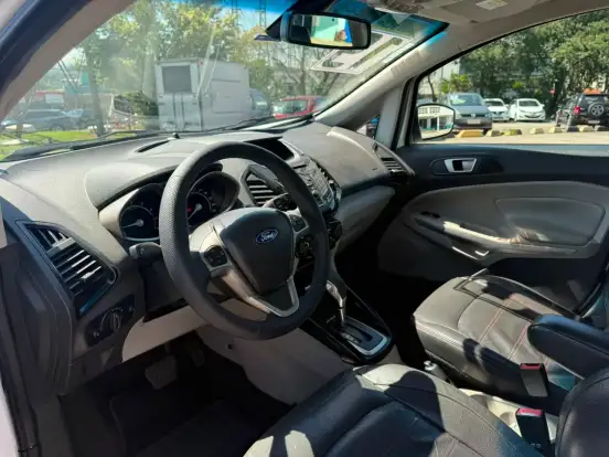 FORD-ECOSPORT-2015
