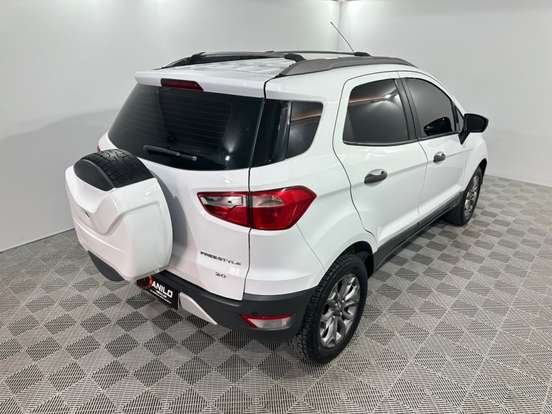 FORD-ECOSPORT-2015