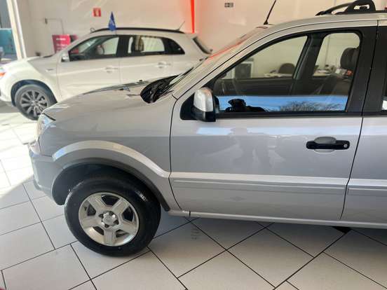 FORD-ECOSPORT-2008
