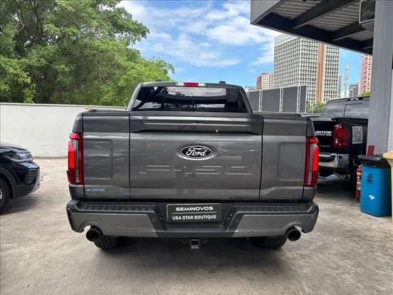 FORD-F-150-5.0 V8 GASOLINA CD LARIAT BLACK FX4 AUTOMÁTICO FORD-F-150-2025
