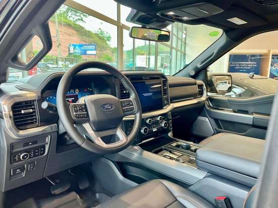 FORD-F-150-2025