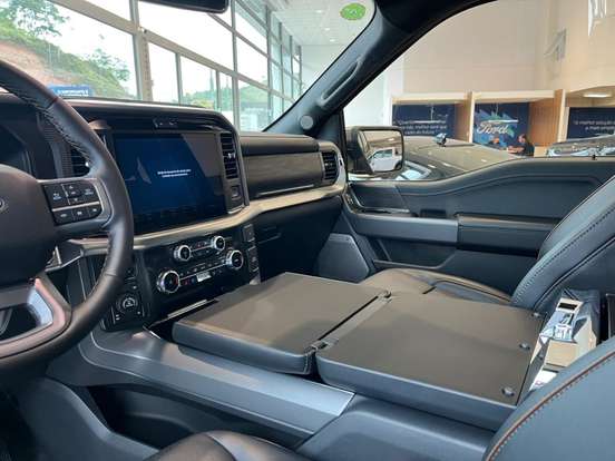 FORD-F-150-2025