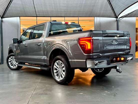 FORD-F-150-2025