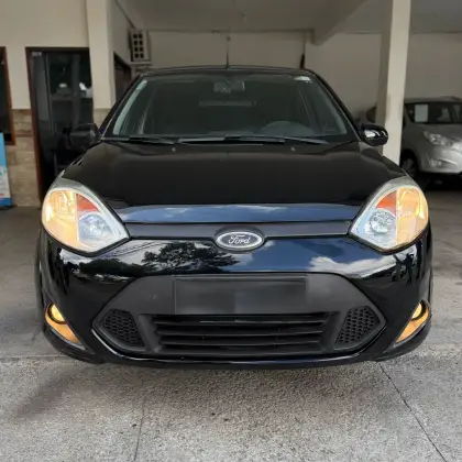FORD FIESTA 1.0 ROCAM HATCH 8V FLEX 4P MANUAL