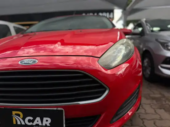 FORD-FIESTA-2015