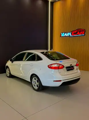 FORD-FIESTA-2013