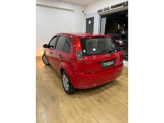 FORD-FIESTA-2014