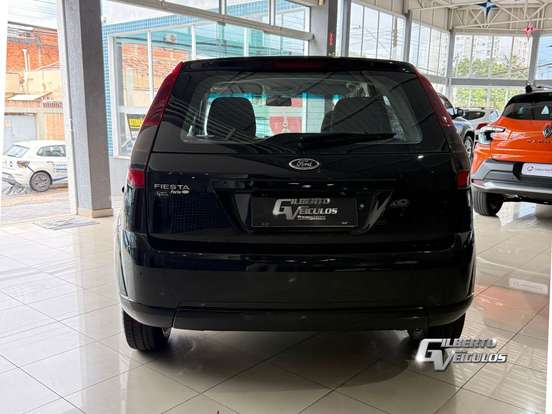 FORD-FIESTA-2014