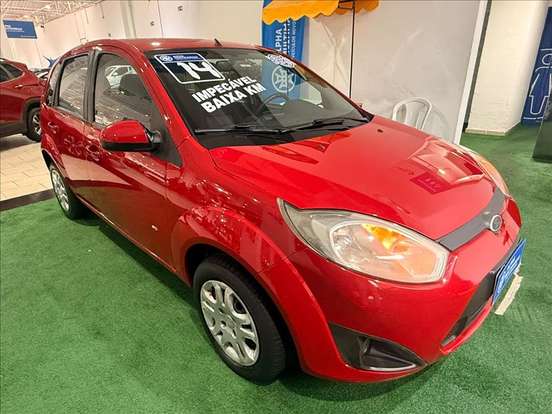 FORD-FIESTA-2013