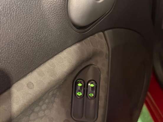 FORD-FIESTA-1.0 ROCAM HATCH 8V FLEX 4P MANUAL FORD-FIESTA-2013