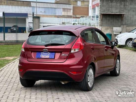 FORD-FIESTA-2014
