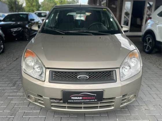 FORD FIESTA 1.6 MPI CLASS HATCH 8V FLEX 4P MANUAL