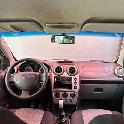 FORD-FIESTA-2014