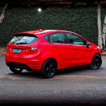 FORD-FIESTA-2013