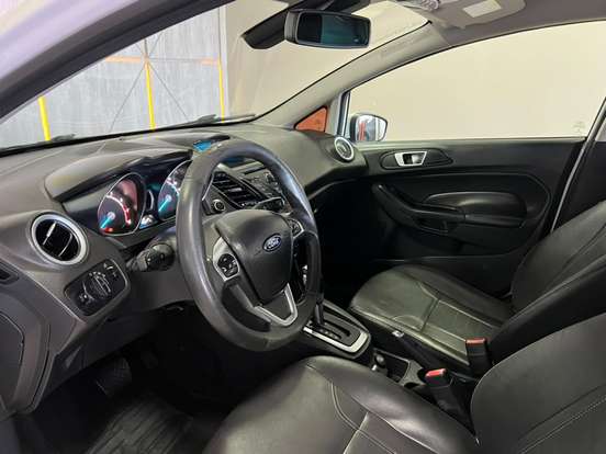 FORD-FIESTA-1.6 SE HATCH 16V FLEX 4P POWERSHIFT FORD-FIESTA-2015
