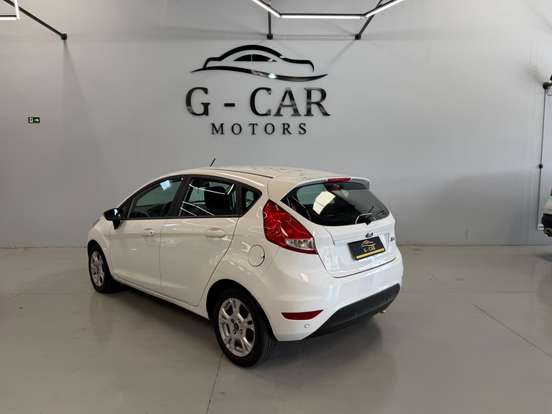 FORD-FIESTA-2016