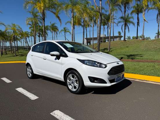 FORD-FIESTA-2016