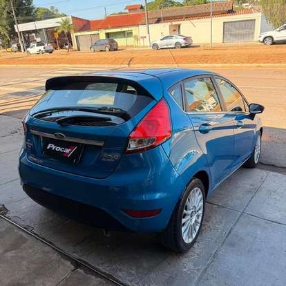 FORD-FIESTA-2015